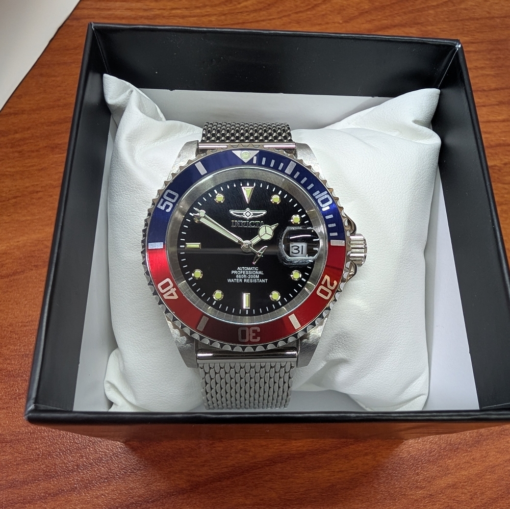 Invicta Pro Diver Automatic Pepsi Bezel Black Dial Men's Watch Mesh SS